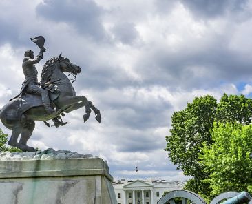 860x520 Y si EEUU hubiese sido una monarquía - bigstock-Jackson-Statue-Canons-La