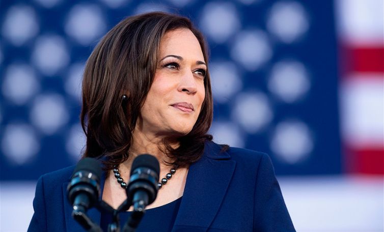 Cristina - Perfil - Kamala Harris 2024